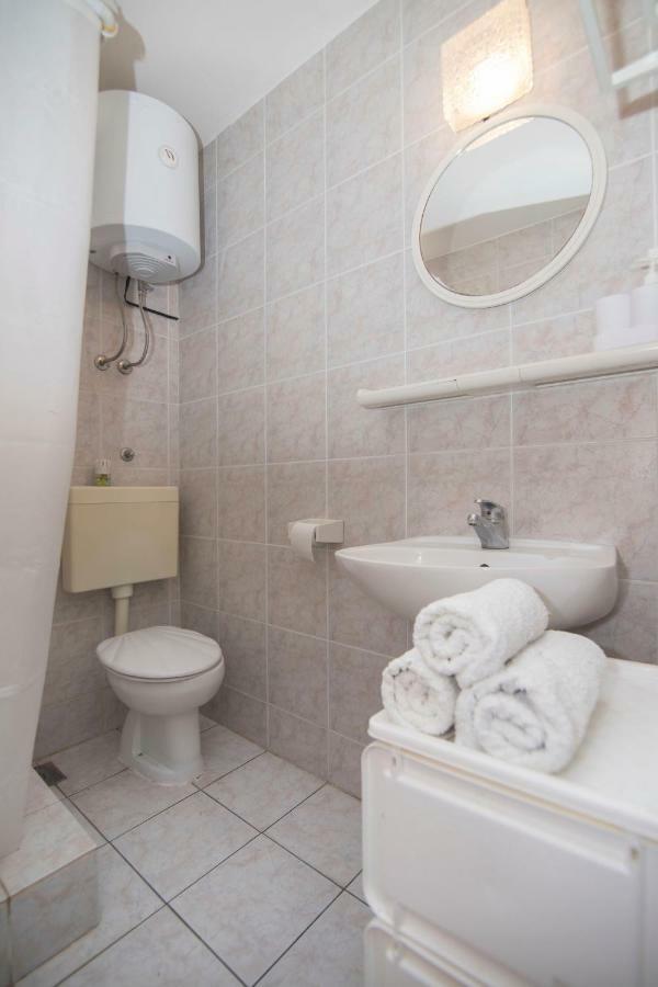 Apartments Tonin Ivan Dolac Exterior photo