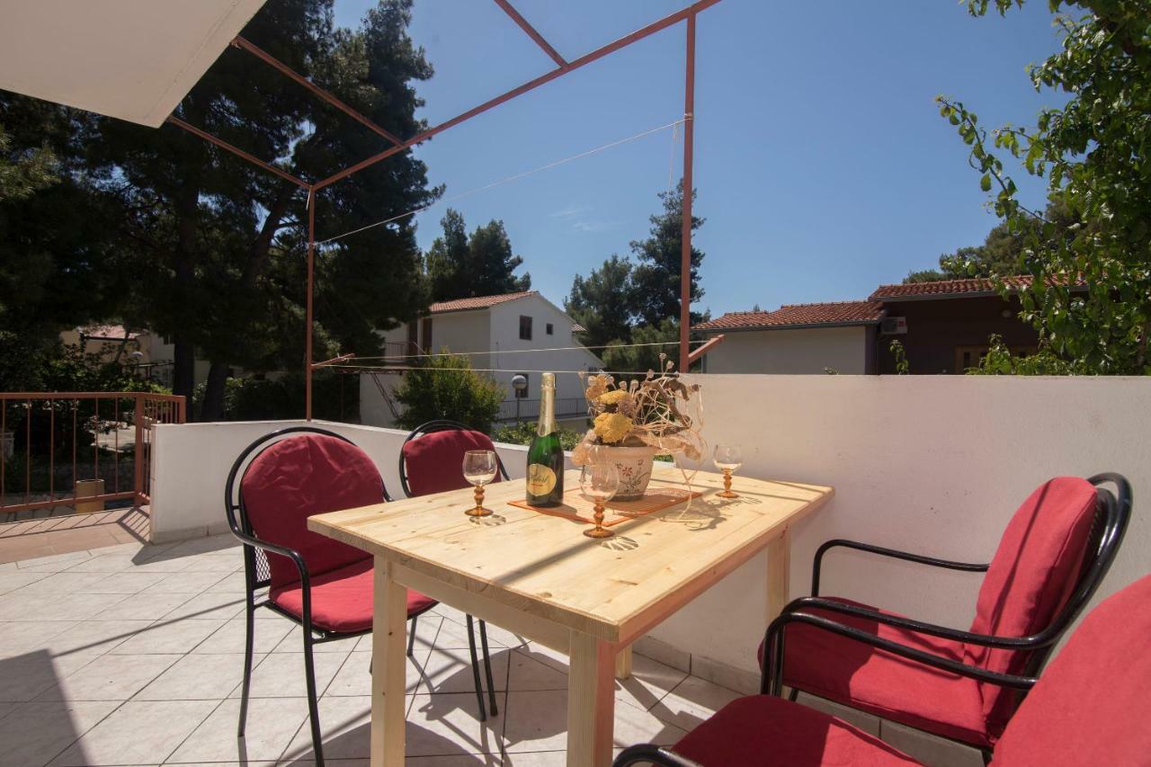 Apartments Tonin Ivan Dolac Exterior photo
